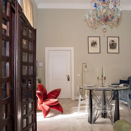 Bed & Breakfast Palazzo Murat Luxury 4*
